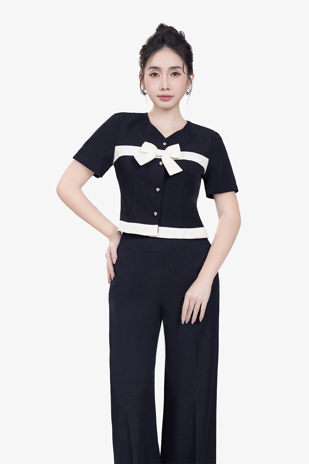 Áo công sở nữ phối nơ kaki nhung