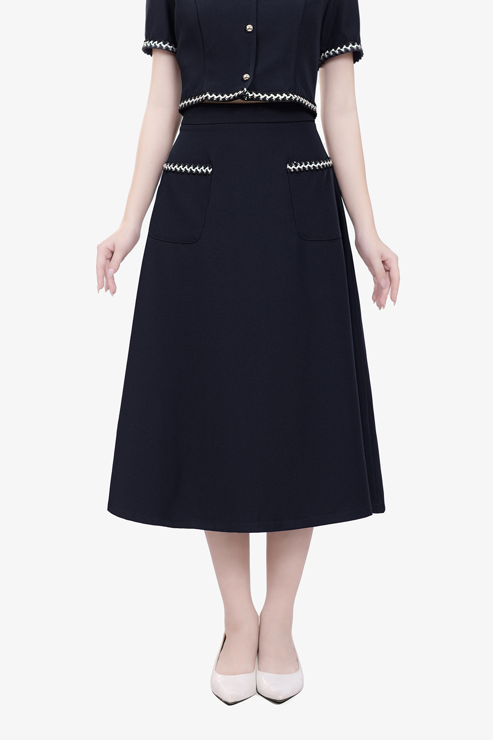 Chân váy dài dáng xòe túi phối viền