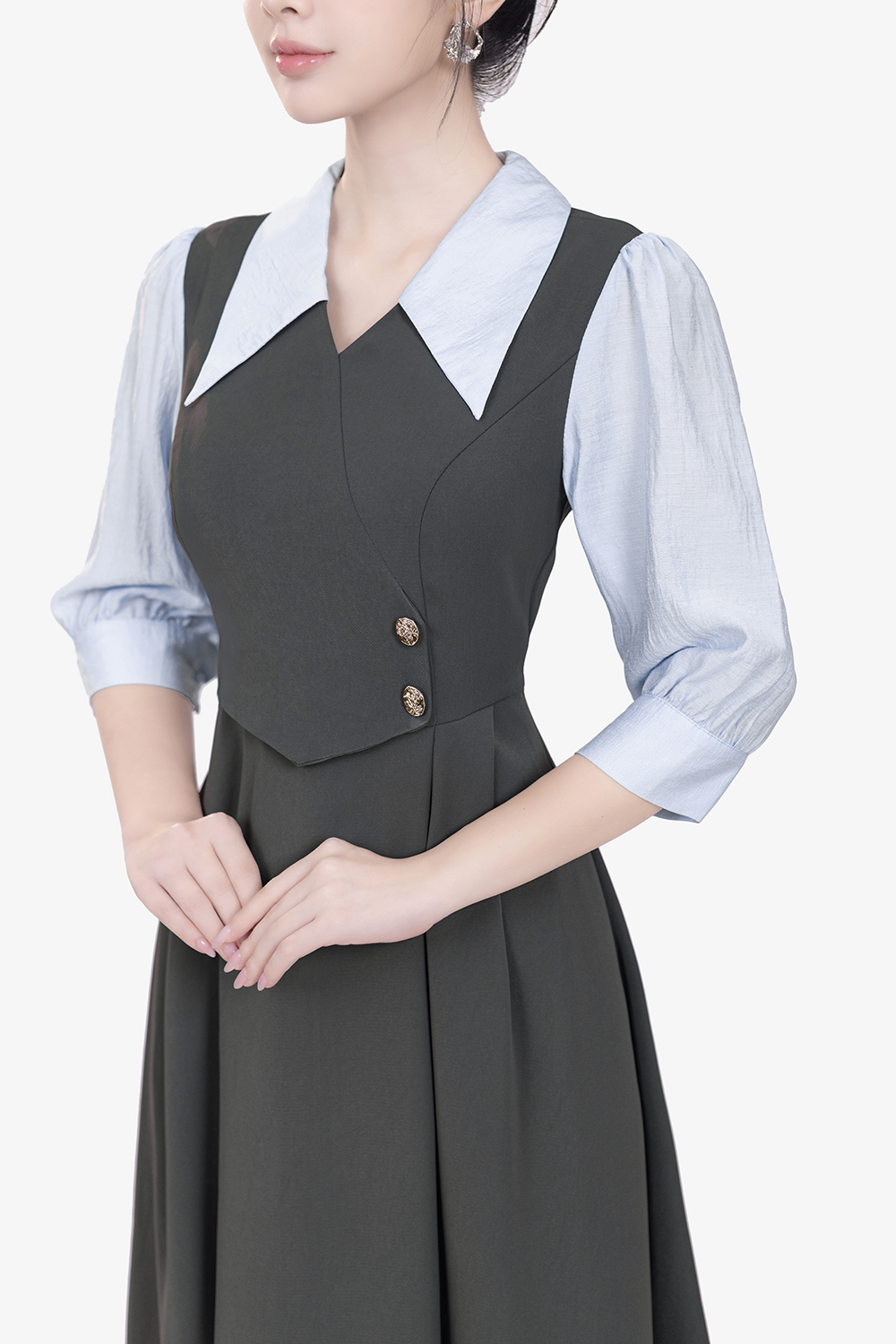 Đầm xoè công sở màu xám phối tay sọc