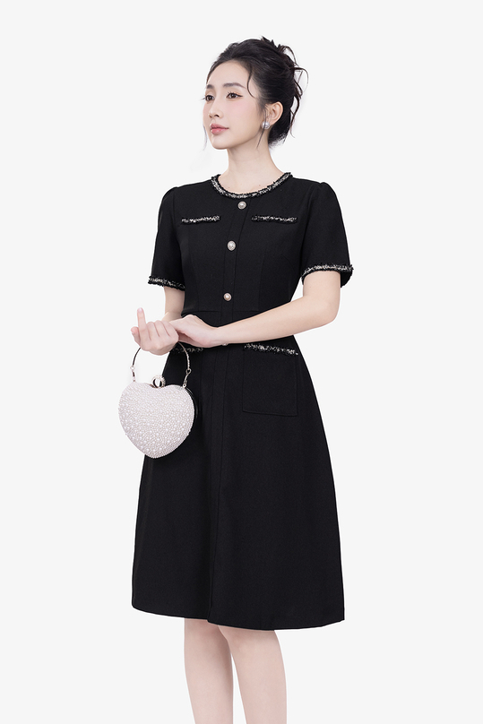 Đầm đen công sở dáng xòe phối viền KK180-06