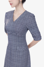 Đầm caro chữ A tay lỡ nhấn eo cao