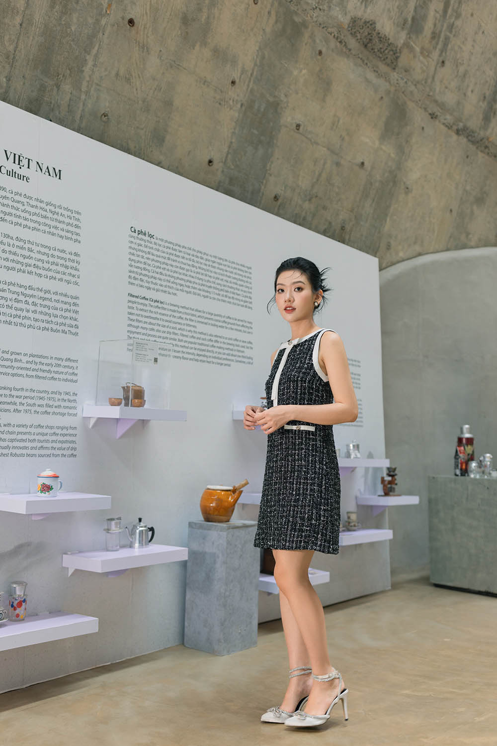 Đầm tweed đen phối trắng dáng chữ A KK182-09