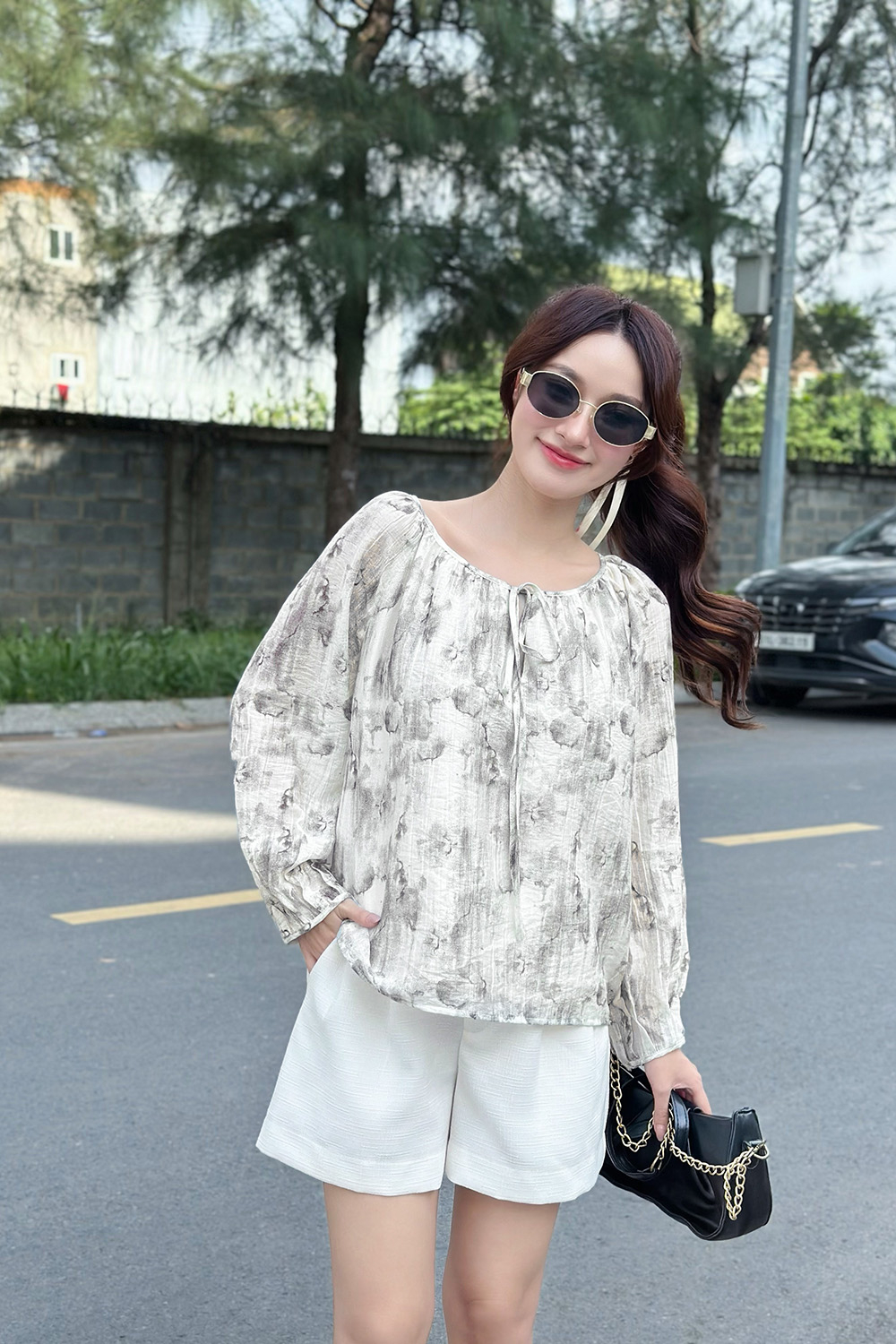 Áo kiểu nữ họa tiết tay dài