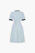 Đầm chữ A xếp ly màu xanh viền đen