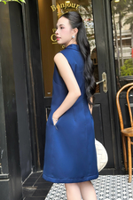 Đầm dự tiệc dáng A cổ sen đính nút