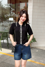 Áo len dệt kim nữ màu đen viền trắng