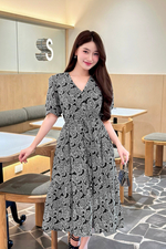 Đầm họa tiết trắng đen dáng xòe cổ V