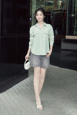 Áo sơ mi công sở nữ kẻ sọc màu xanh