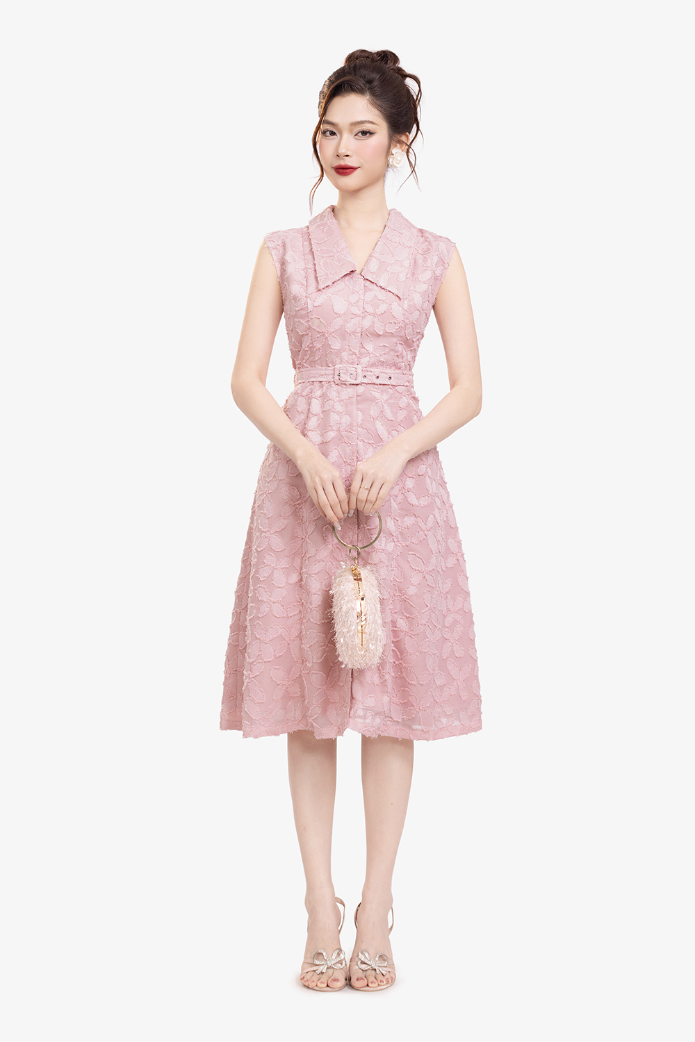 Đầm voan hoa nổi dáng chữ A sát nách