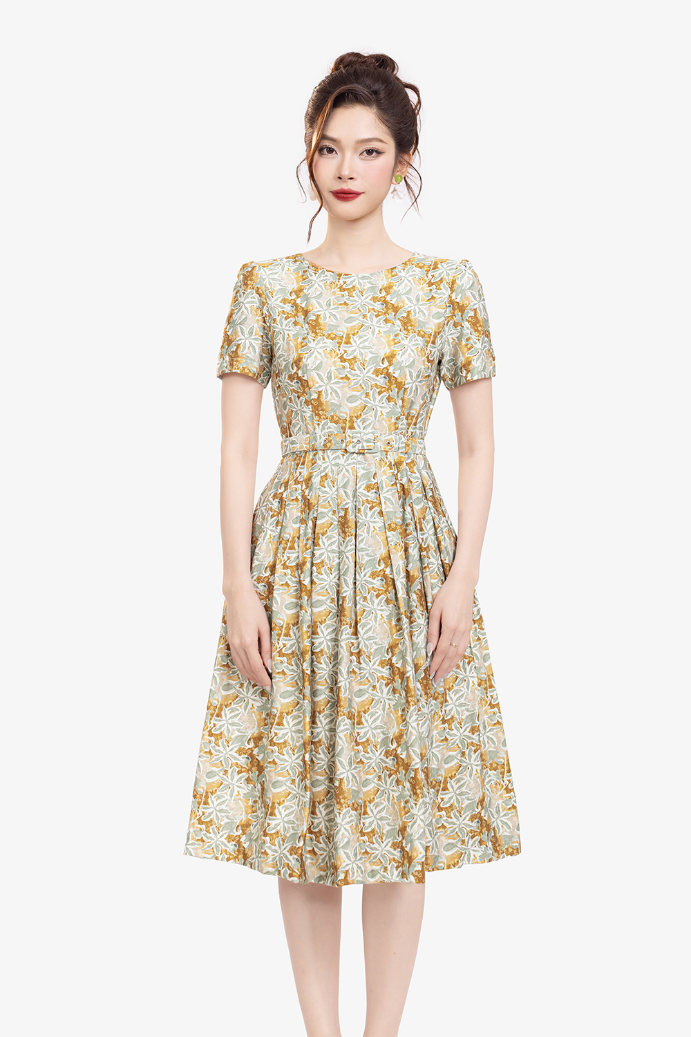 Đầm xòe xếp ly hoa kèm thắt lưng