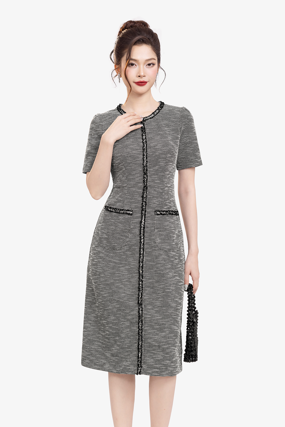 Đầm ôm công sở phối viền