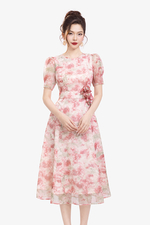 Đầm xoè hoa hồng đính hoa thủ công