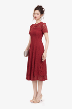 Đầm ren dự tiệc màu đỏ dáng xòe