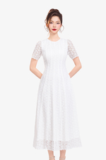 Đầm ren trắng dự tiệc dáng dài