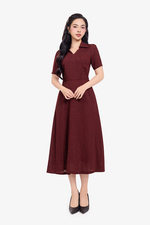 Đầm đỏ dáng xòe cổ sơ mi