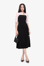 Đầm đen công sở dáng chữ A phối hồng