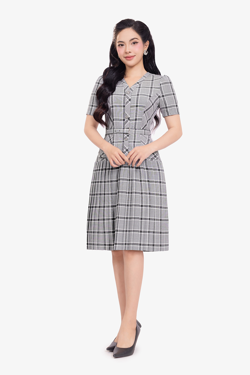Đầm caro hạ eo xếp ly kèm thắt lưng