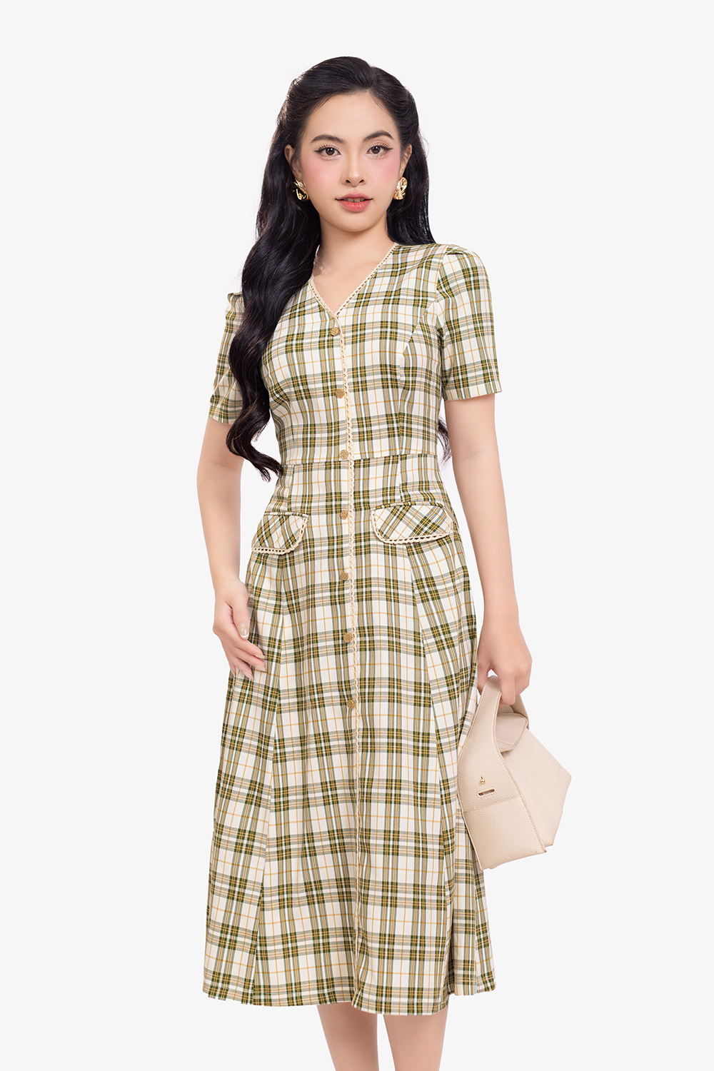 Đầm chữ A xòe họa tiết caro