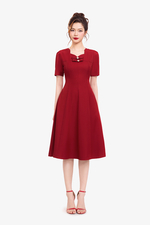 Đầm đỏ dáng chữ A xòe phối nơ