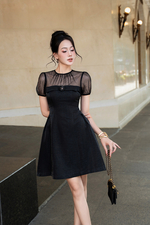 Đầm đen dự tiệc phối lưới dáng chữ A