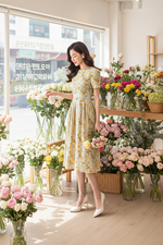 Đầm xòe xếp ly hoa kèm thắt lưng