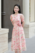 Đầm xoè hoa hồng đính hoa thủ công