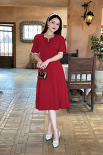 Đầm đỏ dáng chữ A xòe phối nơ