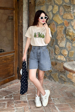 Quần đùi jean ống rộng màu xanh