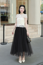 Chân váy lưới xòe dập ly màu đen