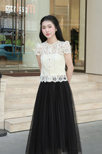 Chân váy lưới xòe dập ly màu đen