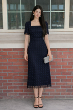 Đầm ren dự tiệc dáng dài