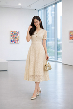 Đầm ren dự tiệc dáng xòe màu kem