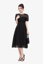 Đầm đen dáng xòe phối lưới hoa nhung