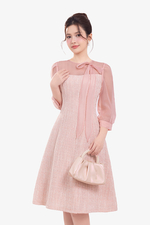 Đầm tweed phối tơ hồng dáng A thắt nơ cổ