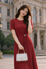 Đầm đỏ dự tiệc cổ tròn nhún eo một bên