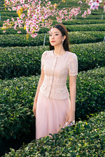 Chân váy lưới hồng dáng xòe dài