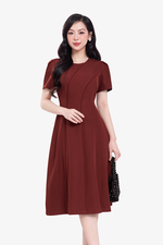 Đầm đỏ công sở dáng xòe