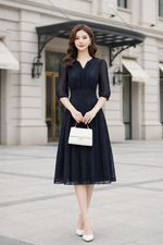 Đầm xòe tơ cổ V phối ren tay lỡ