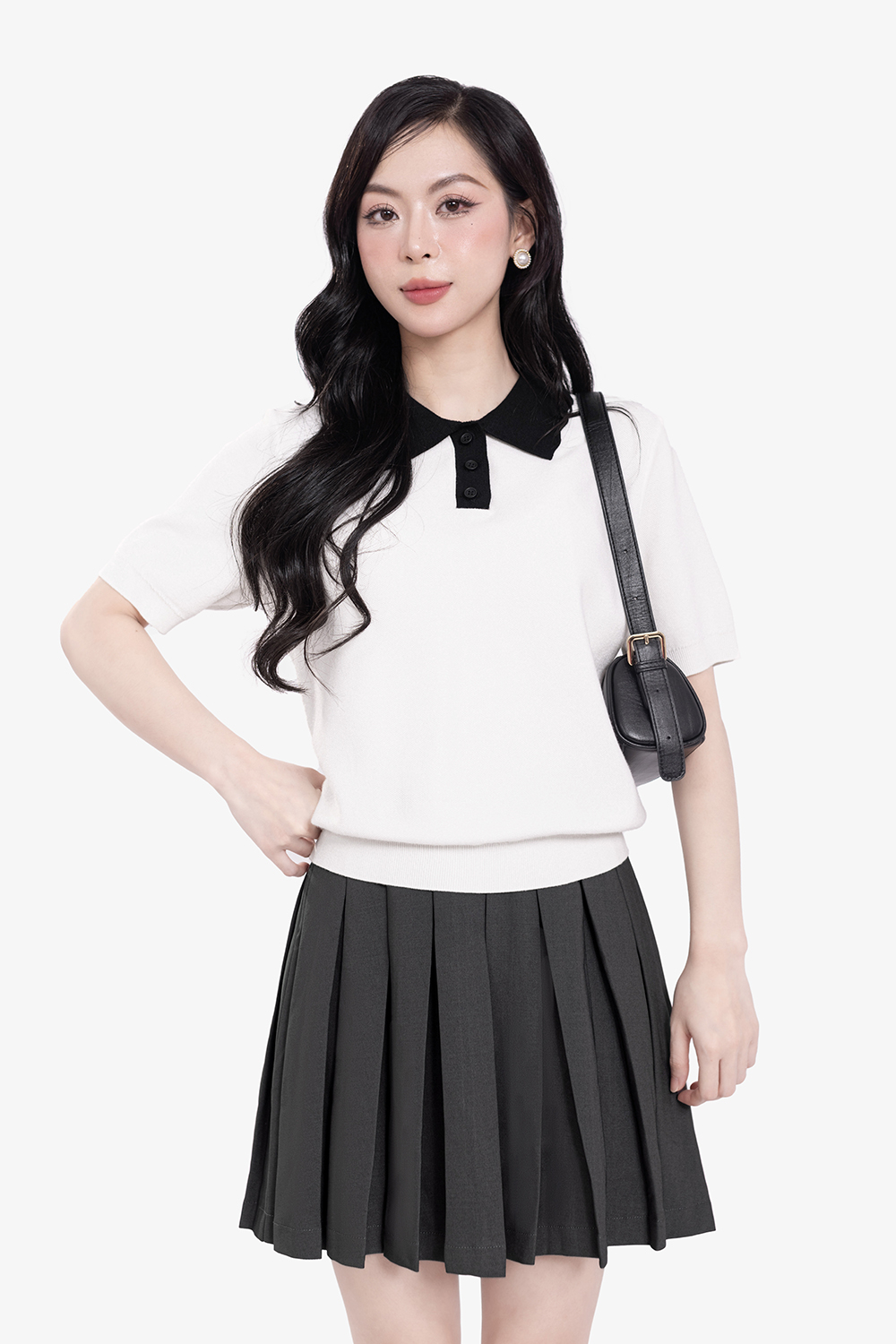 Chân váy ngắn xếp ly màu xám