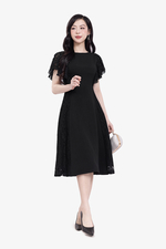 Đầm đen dự tiệc phối ren dáng xòe