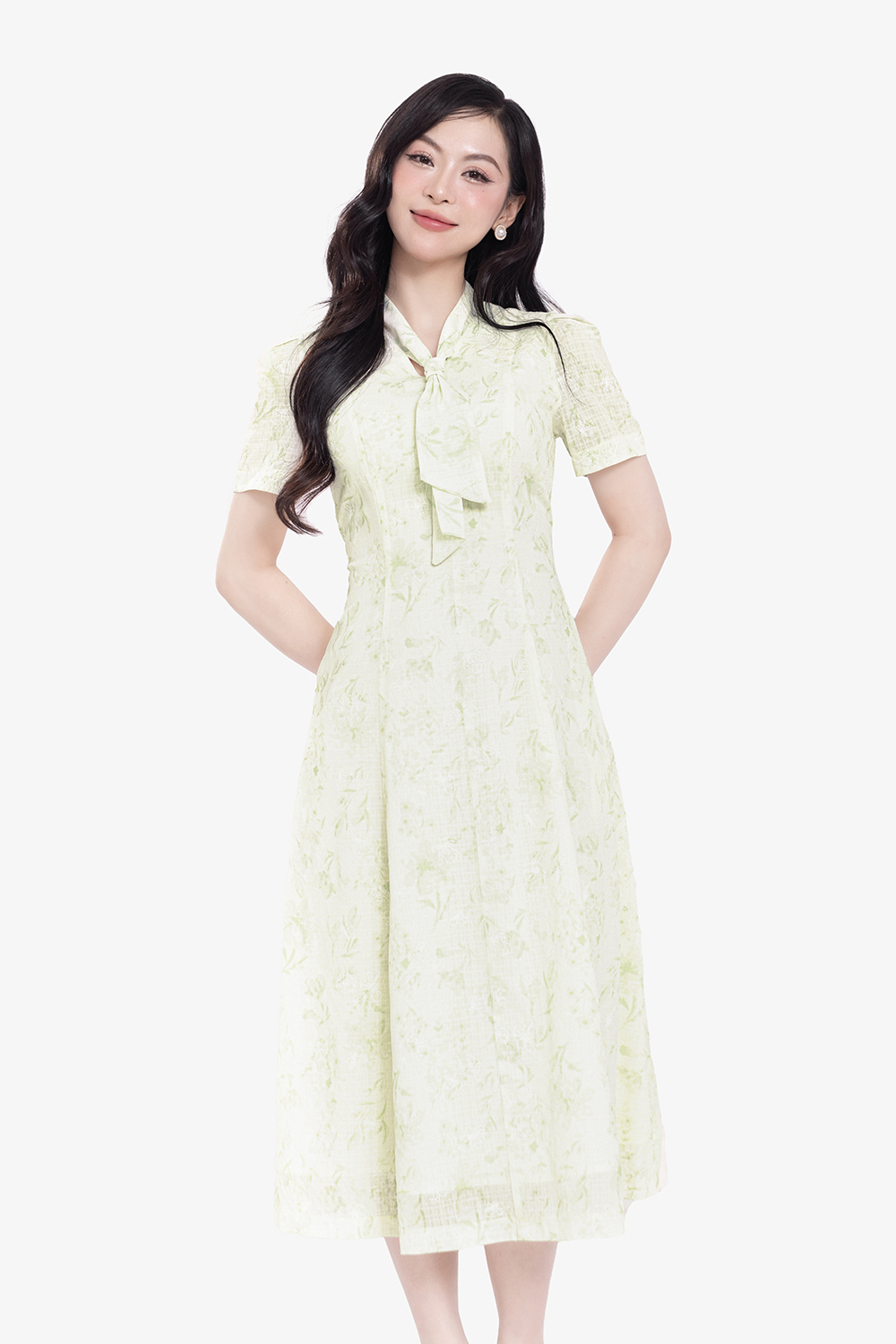 Đầm voan xòe họa tiết cổ phối nơ