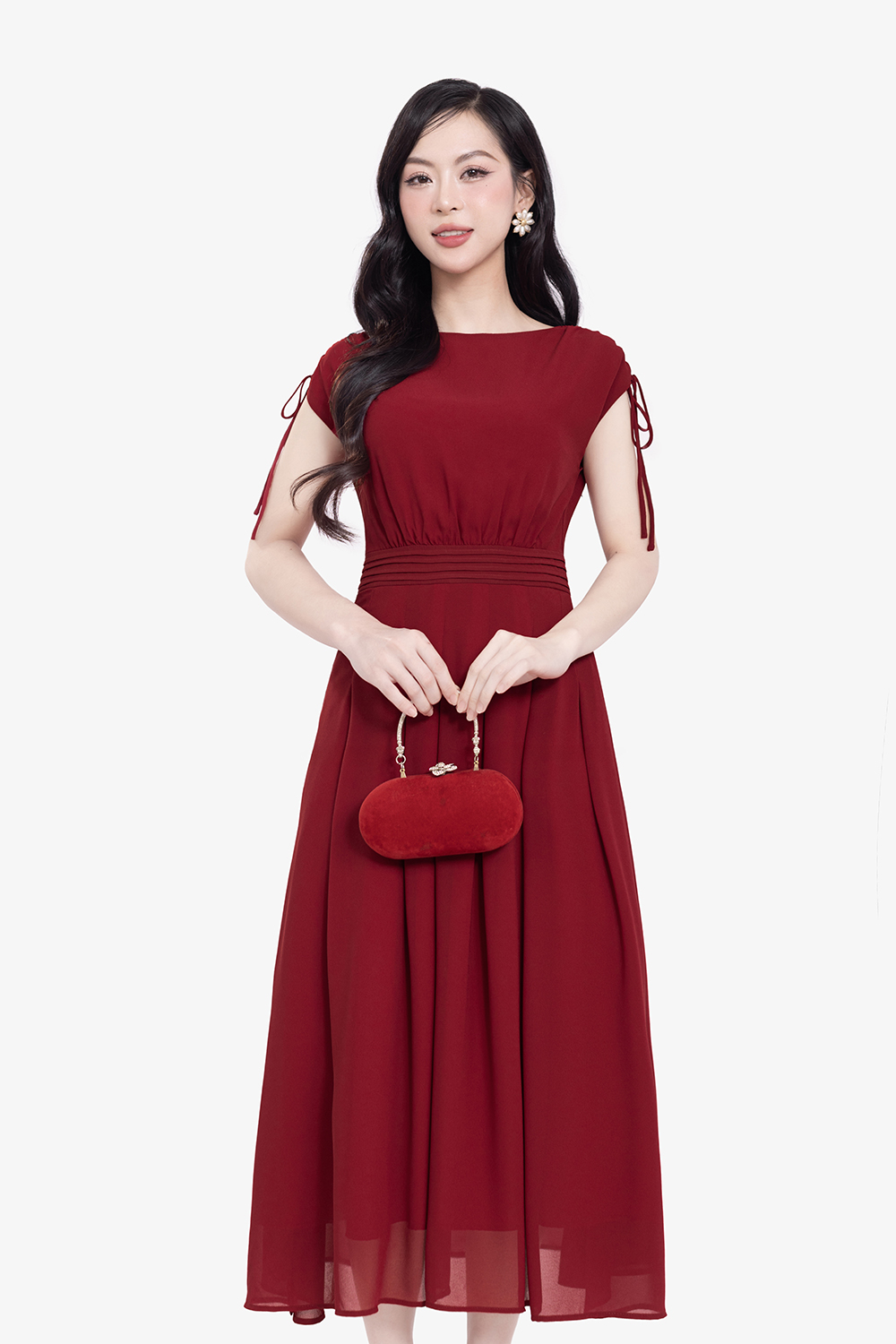 Đầm đỏ chiffon dáng xòe dài xếp ly