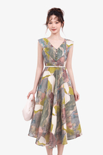 Đầm dài họa tiết tay chờm cổ V dáng xòe