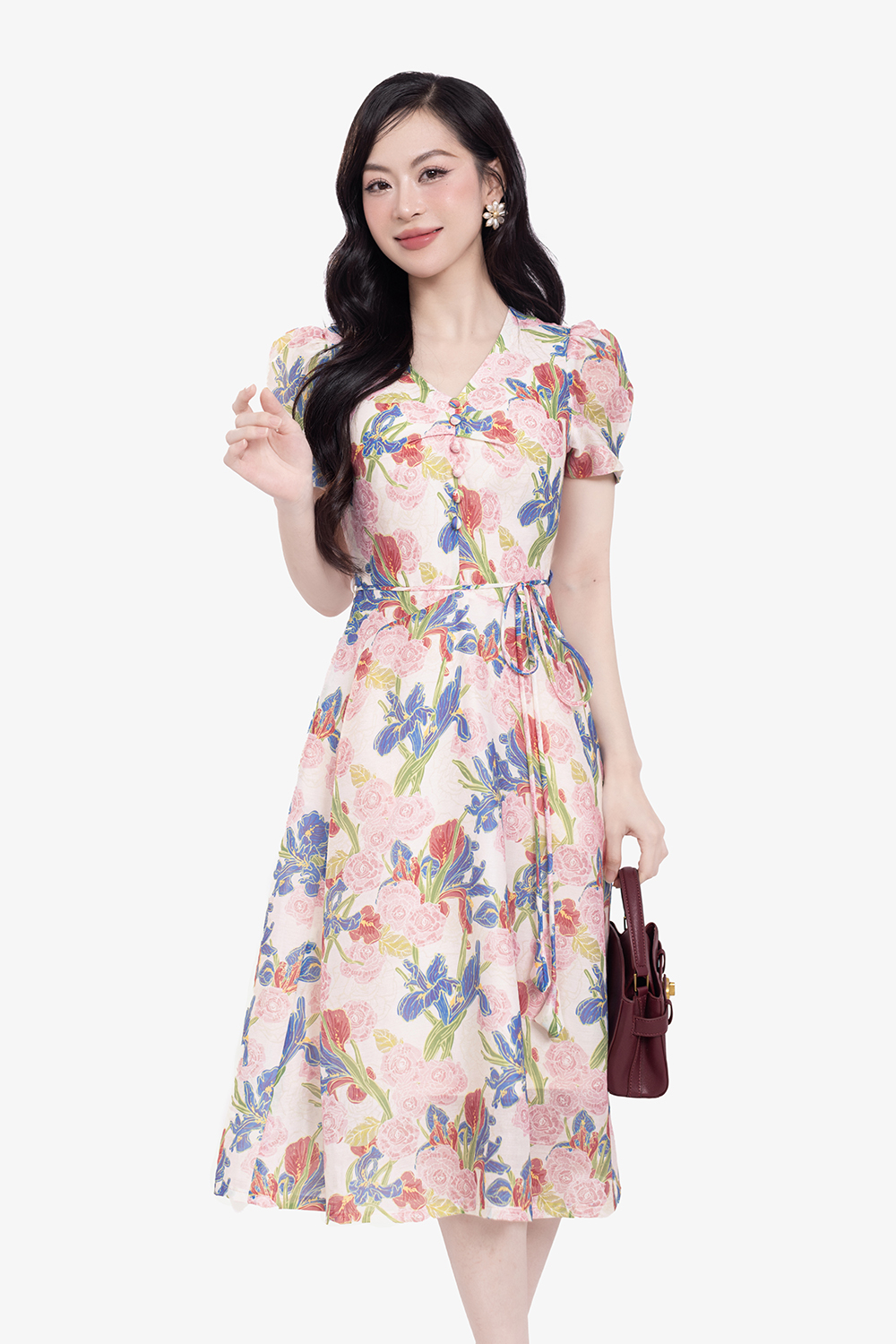 Đầm tơ họa tiết hoa cổ V tay ngắn