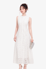 Đầm ren trắng dự tiệc dáng dài