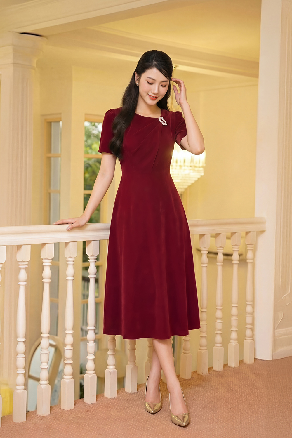 Đầm đỏ dáng xòe cổ cách điệu