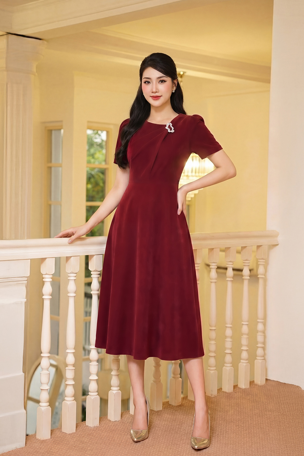 Đầm đỏ dáng xòe cổ cách điệu