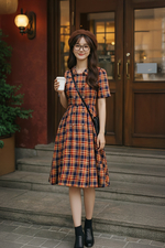 Đầm họa tiết caro dáng chữ A