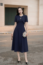 Đầm xòe xanh đen đính cổ áo choàng