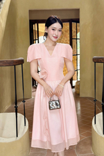Đầm xòe màu hồng phối tơ đính hoa